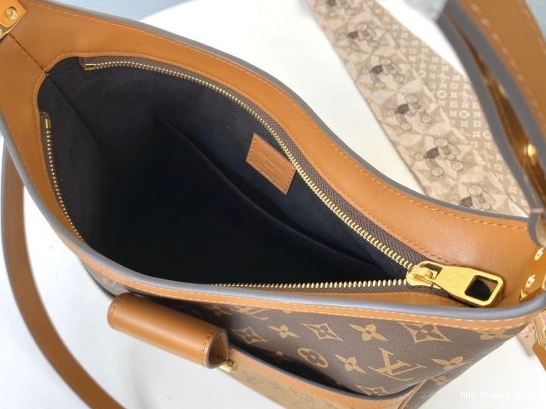 AAA Replica Ru METIS VUITTON LOUIS 0805